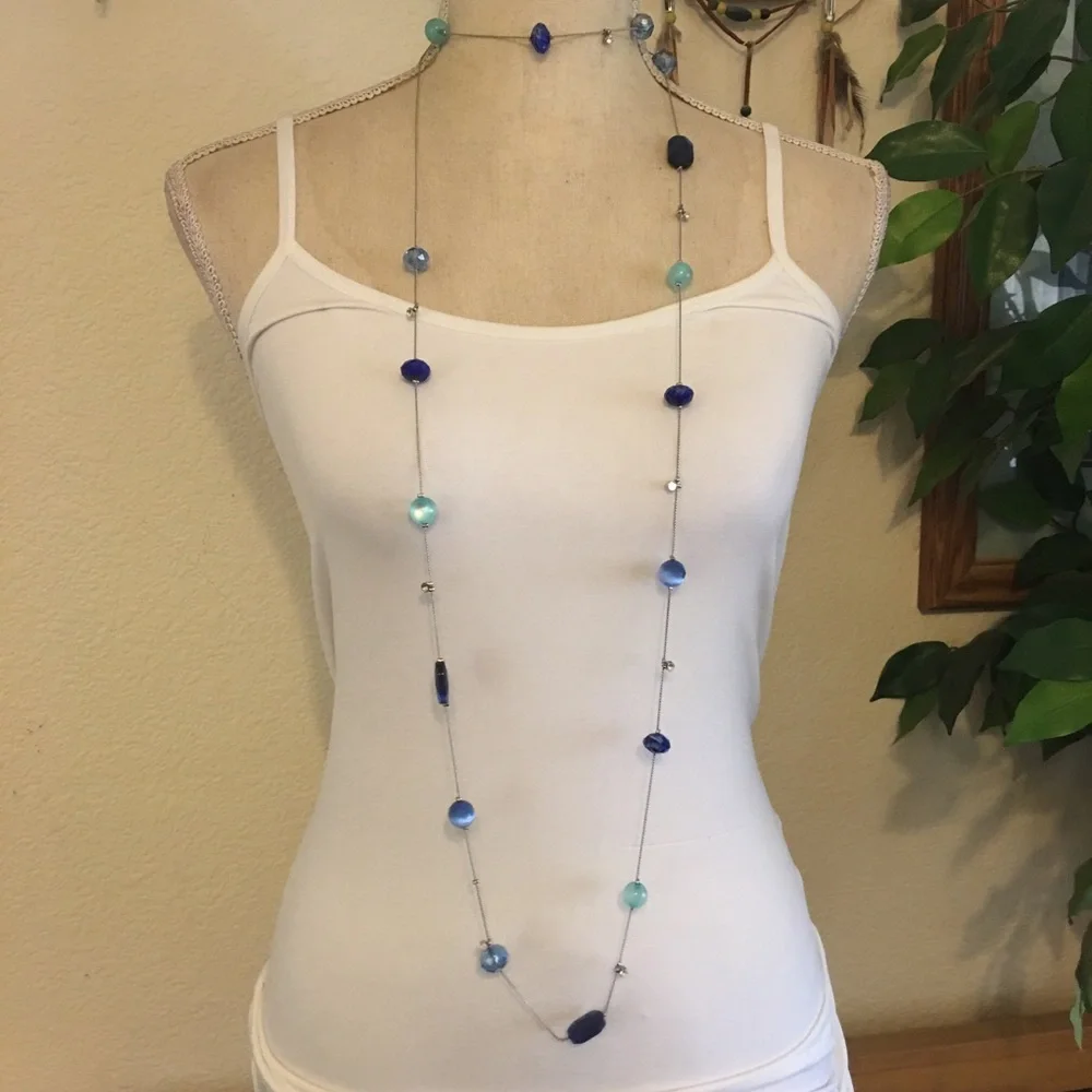 Blue tone glass beaded silver tone chain necklace